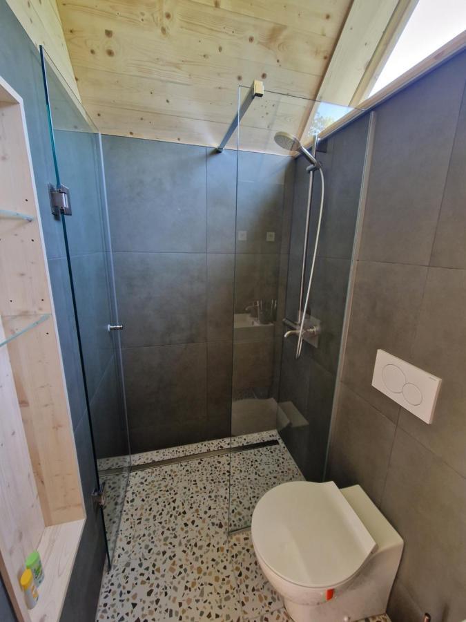 Hotel Golife Center Glamping Laze v Tuhinju Zewnętrze zdjęcie