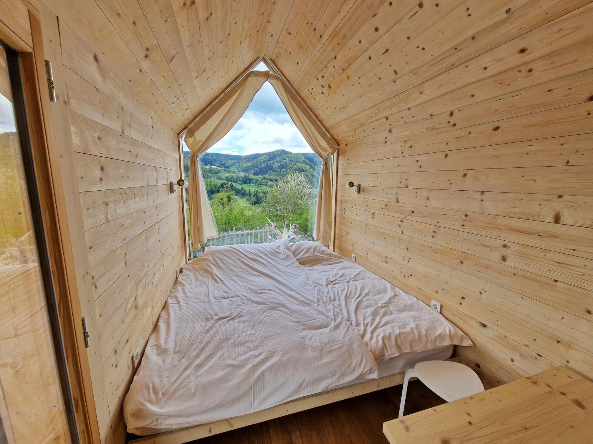 Hotel Golife Center Glamping Laze v Tuhinju Zewnętrze zdjęcie