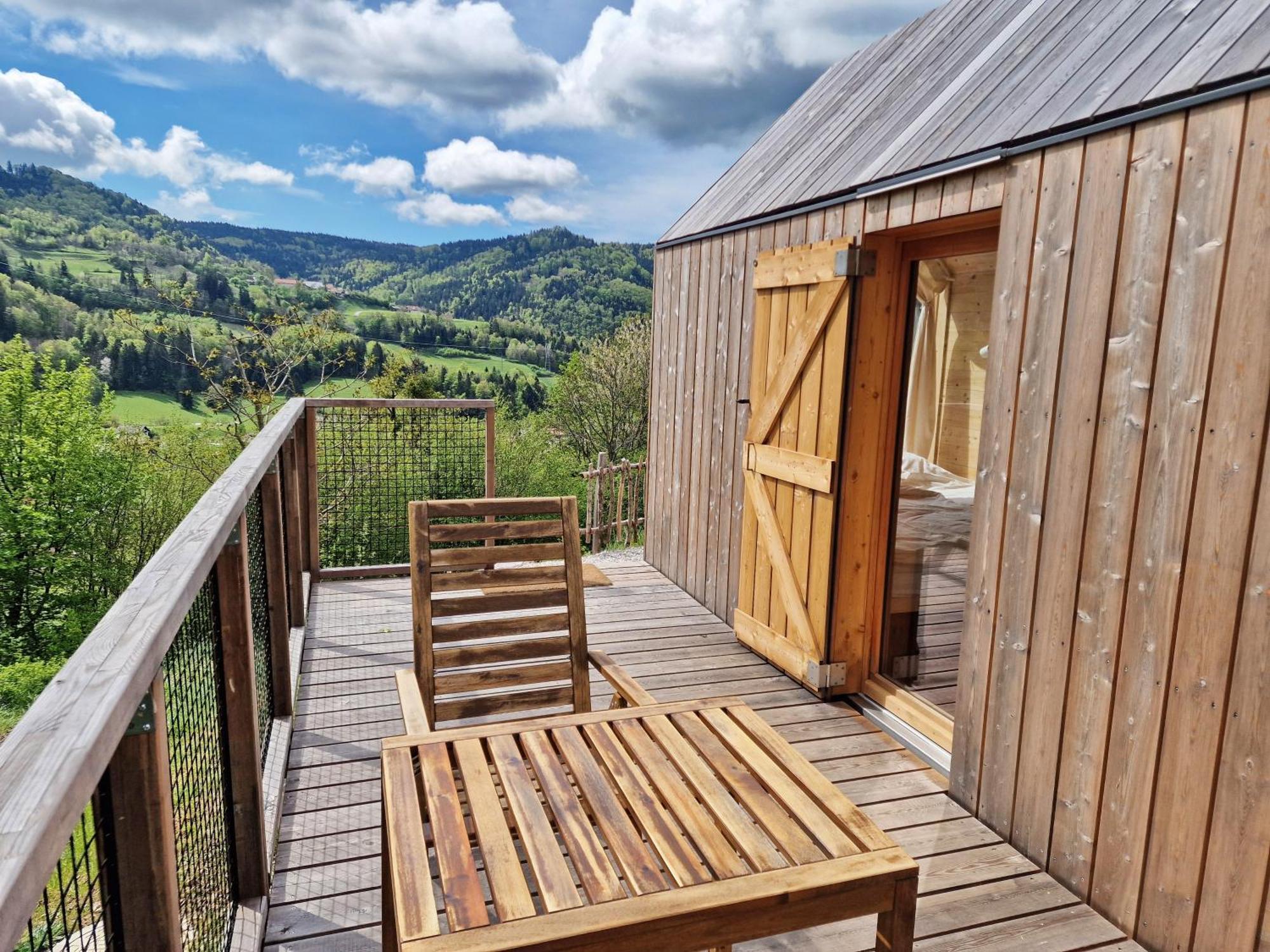 Hotel Golife Center Glamping Laze v Tuhinju Zewnętrze zdjęcie